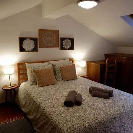 Holiday home Casa Da Ondrinha