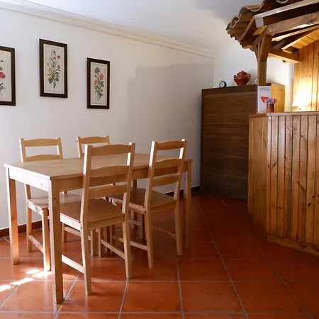 Casa Da Ondrinha Holiday home