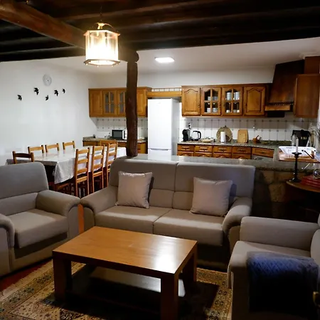 Casa Da Ondrinha * Capinha