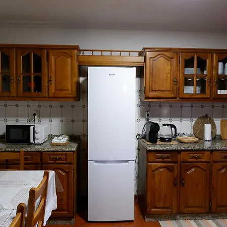 Casa Da Ondrinha Holiday home Capinha