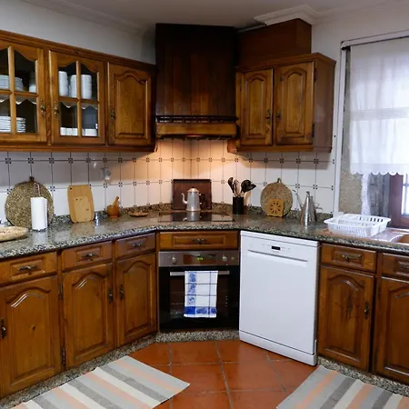 Casa Da Ondrinha Holiday home *